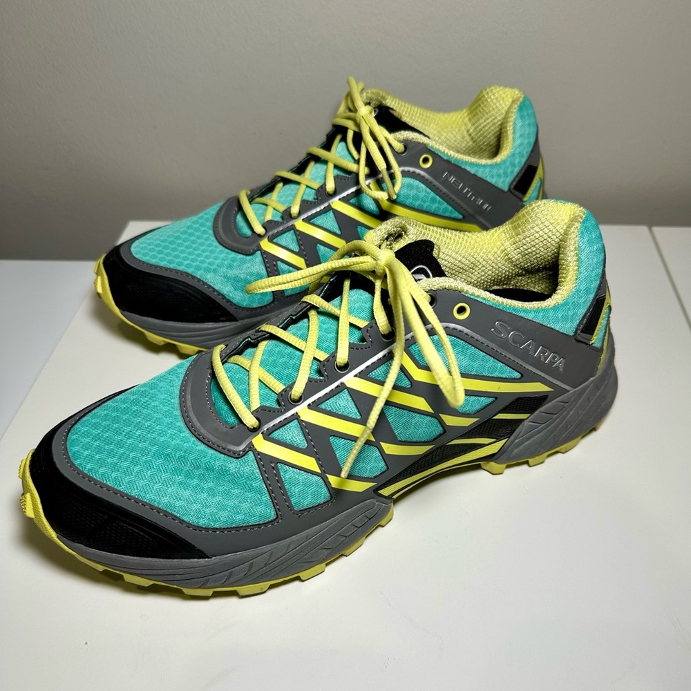COPY - Scarpa Neutron 2 Trail Running Shoe Vibram Soles Women’s Size 7.5